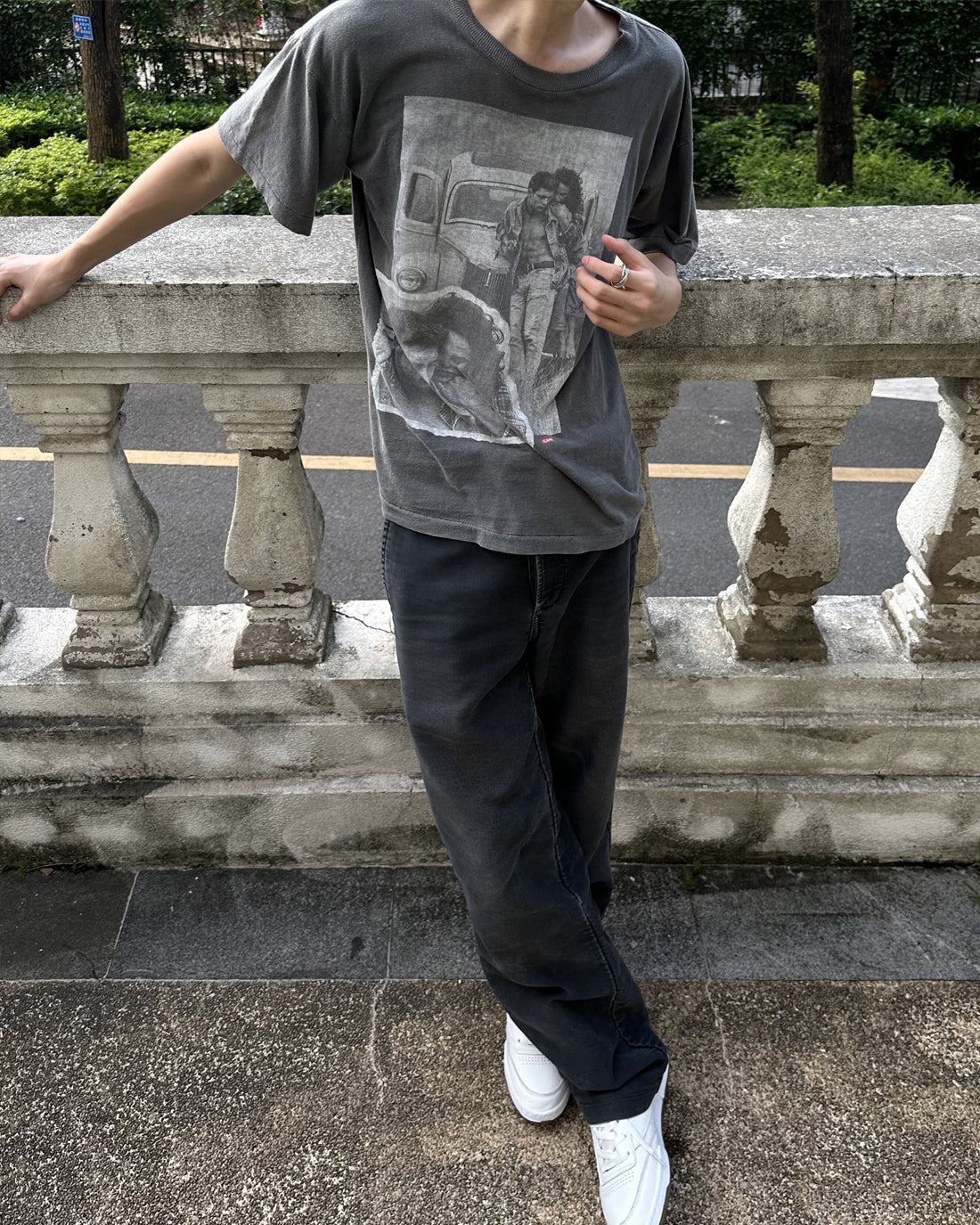 “90’s Lovers” Vintage Graphic Tee