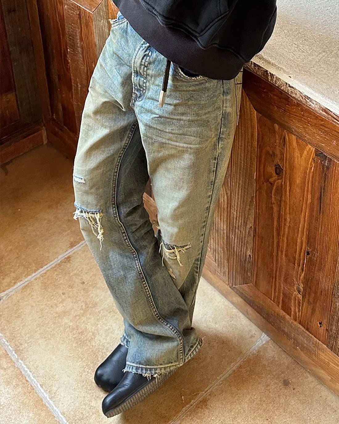 Distressed Artisan Denim – Faded Moss Wash